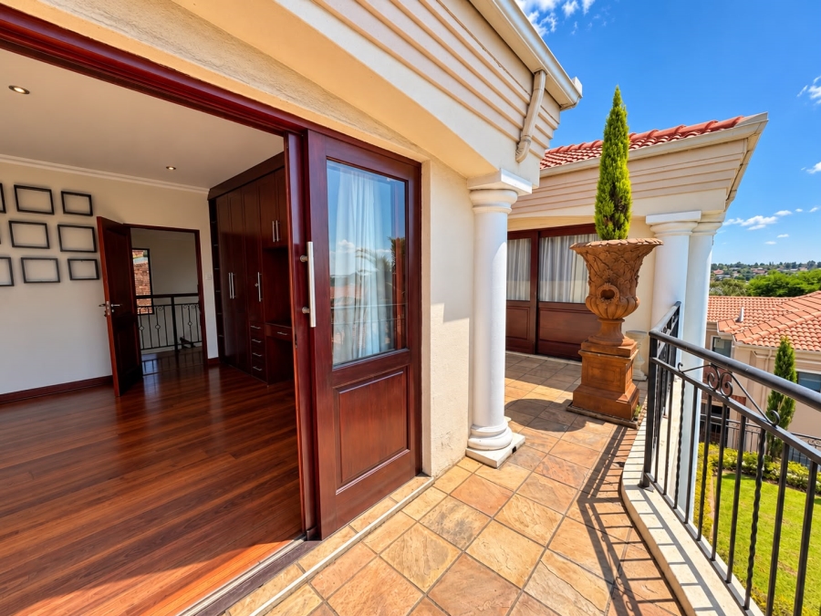 5 Bedroom Property for Sale in Ben Fleur Mpumalanga