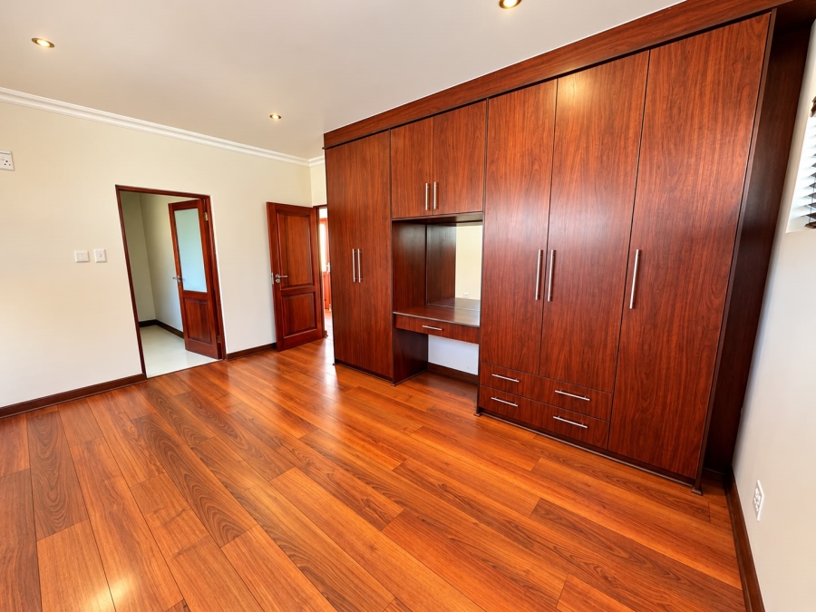 5 Bedroom Property for Sale in Ben Fleur Mpumalanga