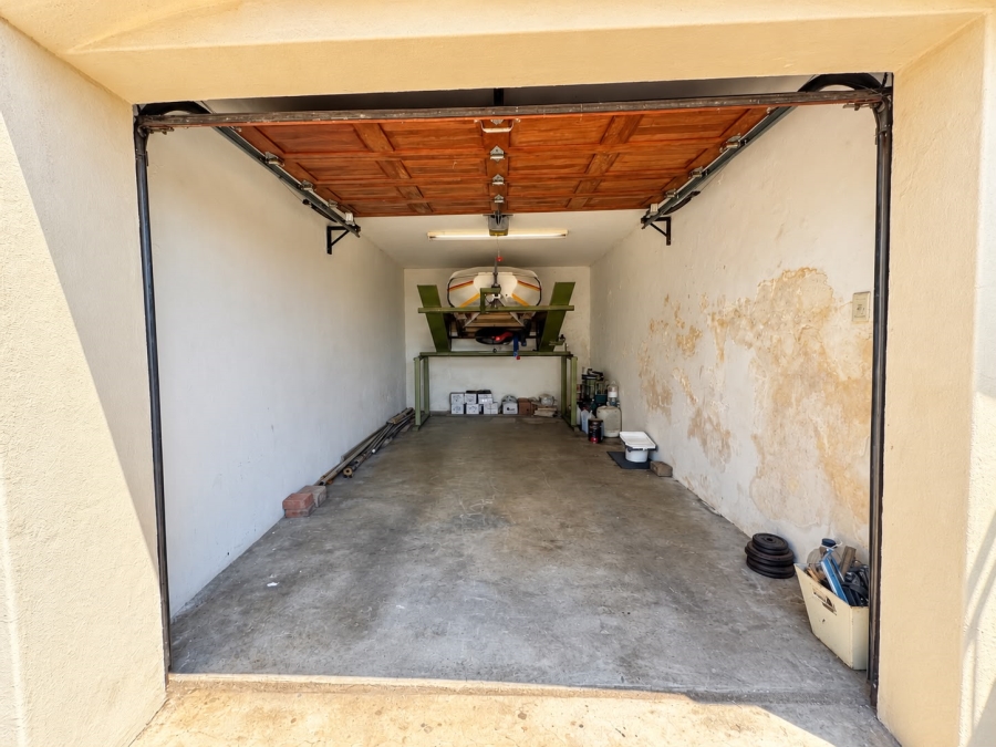 5 Bedroom Property for Sale in Ben Fleur Mpumalanga