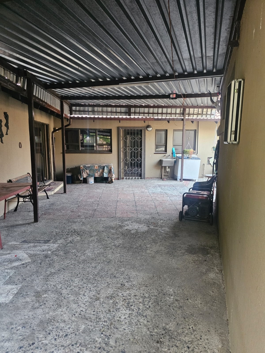 To Let 4 Bedroom Property for Rent in Sunset Park Mpumalanga