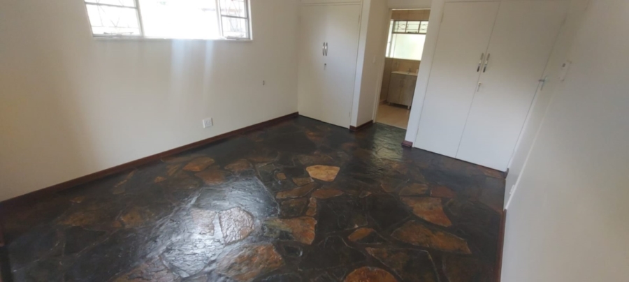1 Bedroom Property for Sale in White River Mpumalanga