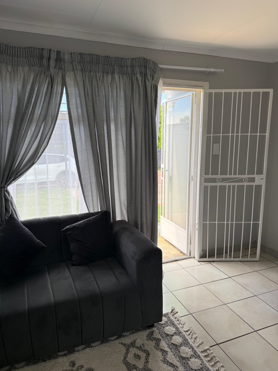 To Let 1 Bedroom Property for Rent in Secunda Mpumalanga