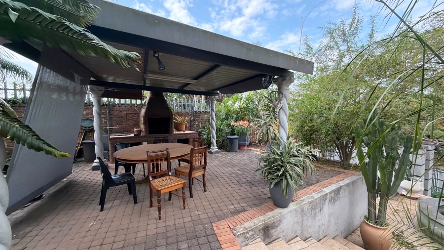 6 Bedroom Property for Sale in Nelspruit Ext 2 Mpumalanga