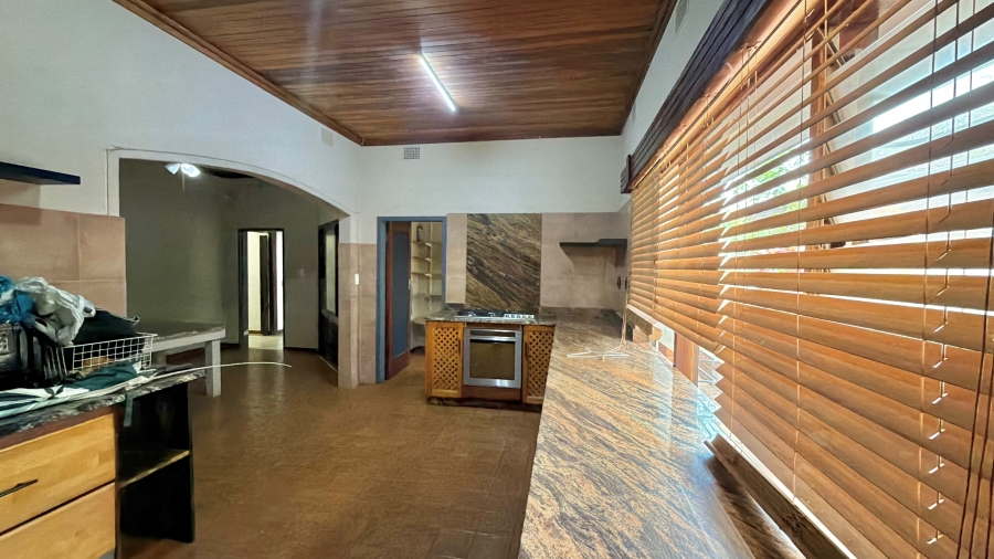 6 Bedroom Property for Sale in Nelspruit Ext 2 Mpumalanga