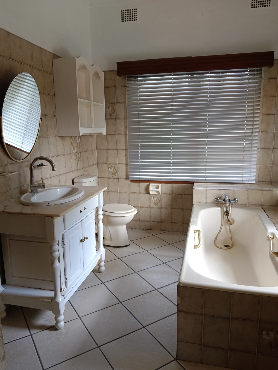 6 Bedroom Property for Sale in Nelspruit Ext 2 Mpumalanga