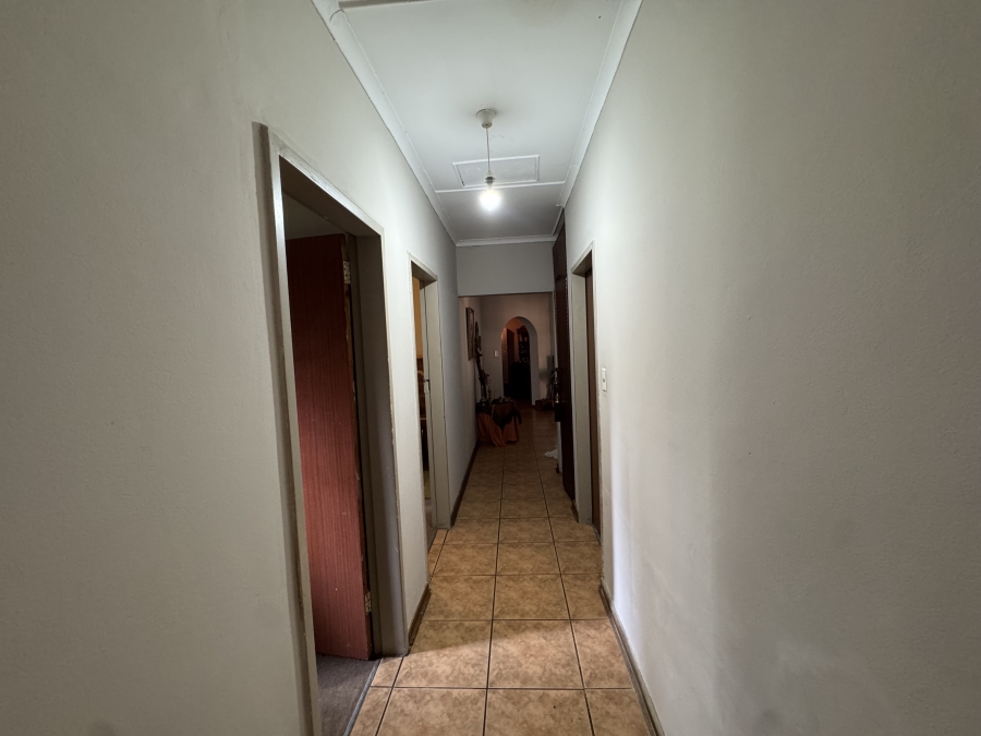 3 Bedroom Property for Sale in Barberton Mpumalanga