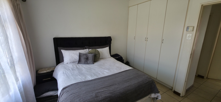 To Let 3 Bedroom Property for Rent in Jackaroo Park Mpumalanga