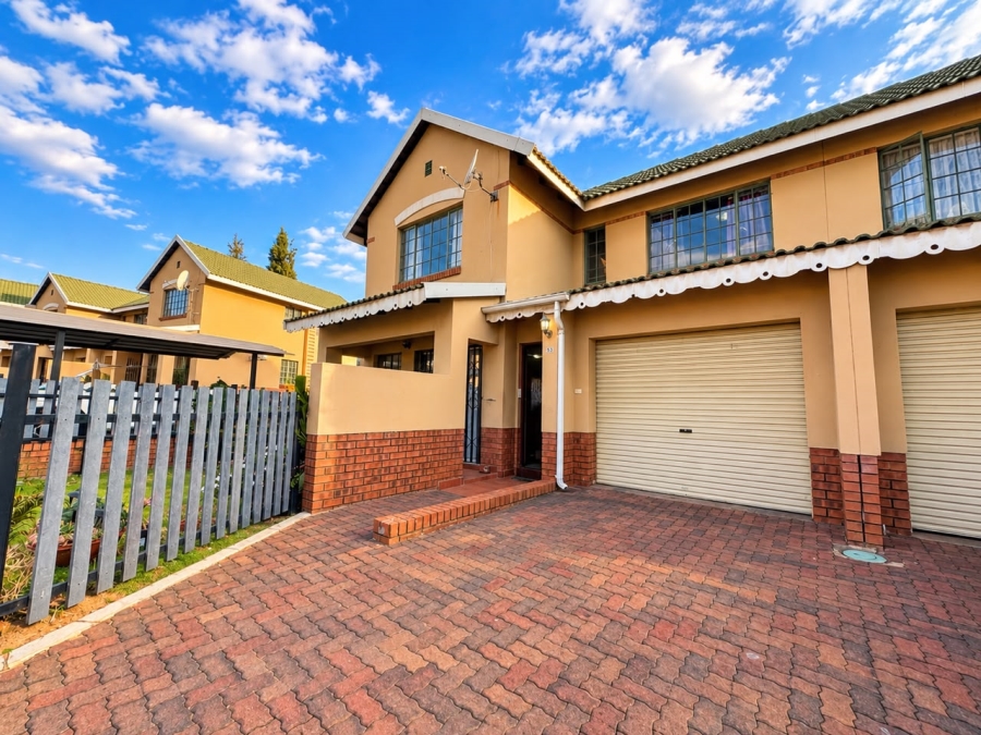 3 Bedroom Property for Sale in Reyno Ridge Mpumalanga