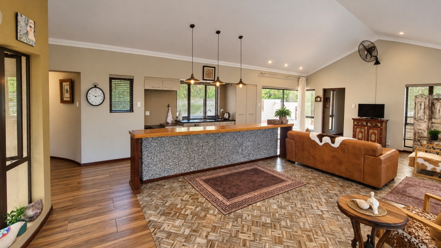 4 Bedroom Property for Sale in Sonheuwel Ext 1 Mpumalanga