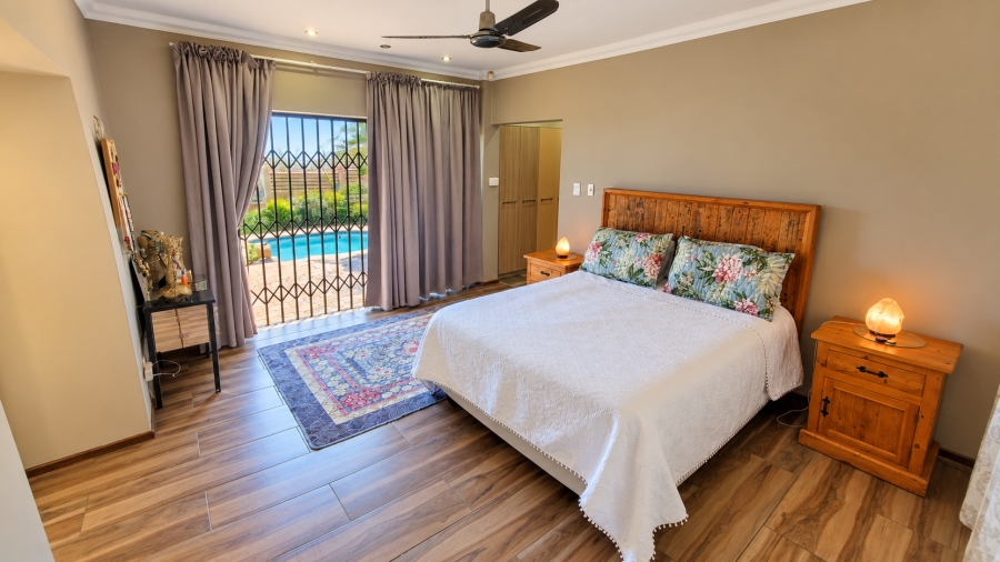 4 Bedroom Property for Sale in Sonheuwel Ext 1 Mpumalanga