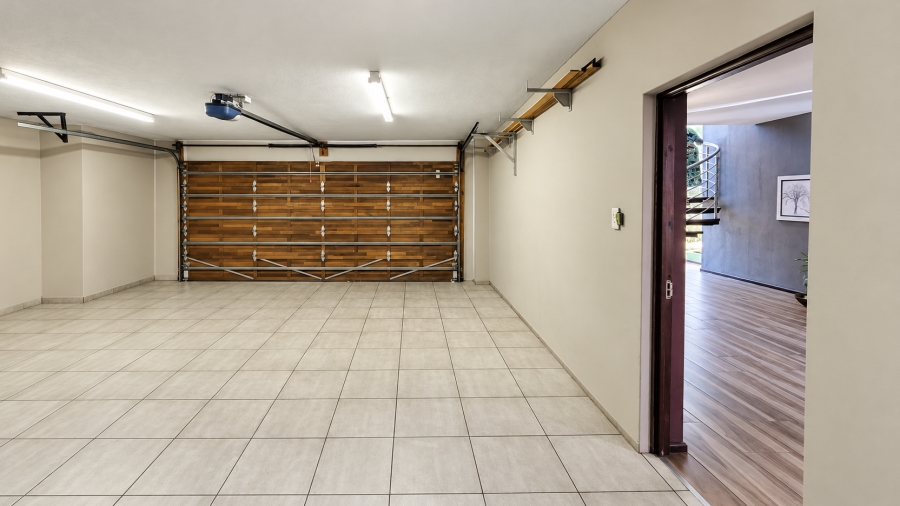 4 Bedroom Property for Sale in Sonheuwel Ext 1 Mpumalanga