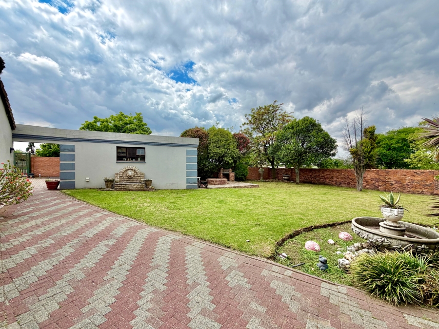 3 Bedroom Property for Sale in Secunda Mpumalanga