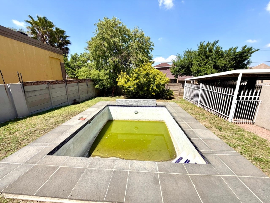 4 Bedroom Property for Sale in Secunda Mpumalanga