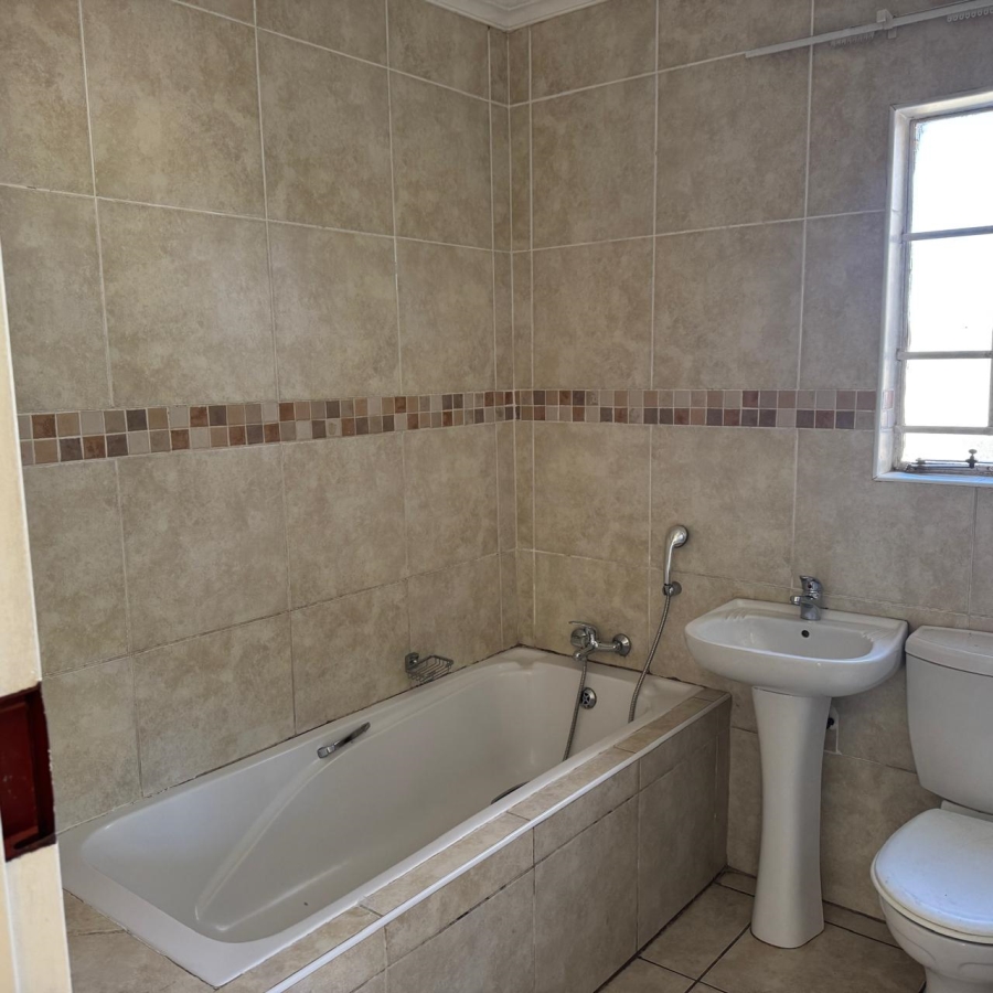 3 Bedroom Property for Sale in Ben Fleur Mpumalanga