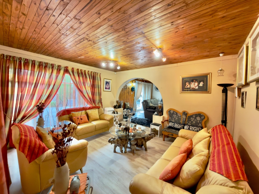 4 Bedroom Property for Sale in Secunda Mpumalanga