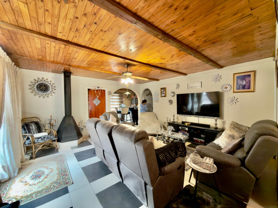 4 Bedroom Property for Sale in Secunda Mpumalanga