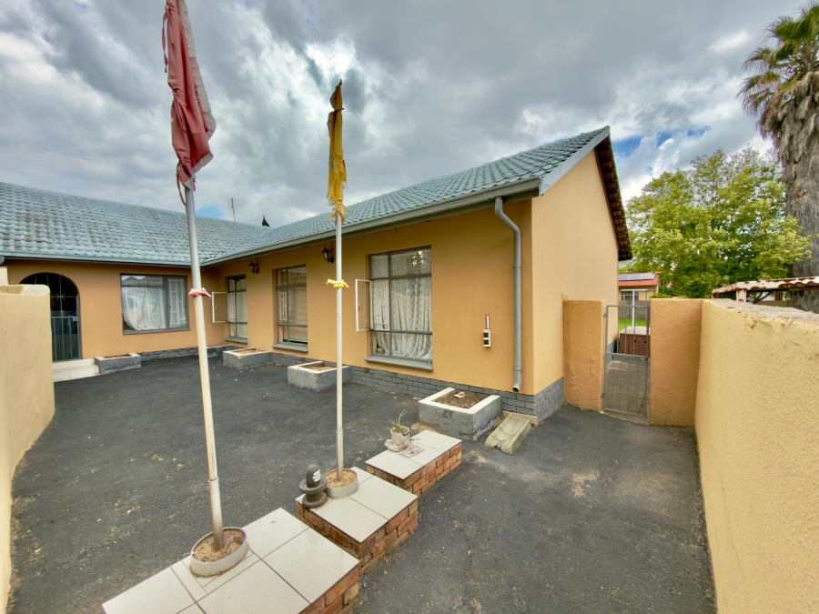 4 Bedroom Property for Sale in Secunda Mpumalanga