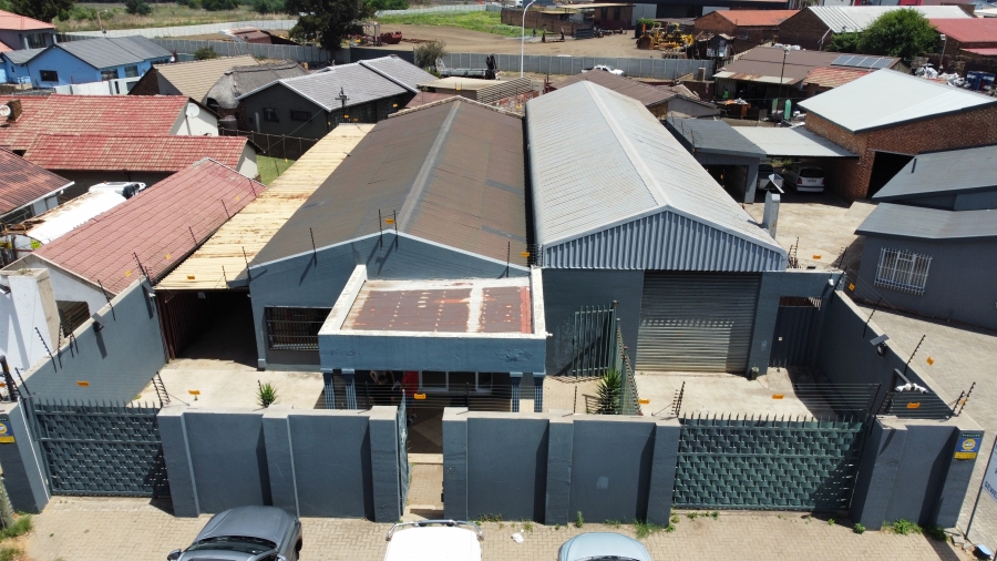 To Let Commercial Property for Rent in Witbank Ext 41 Mpumalanga