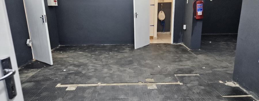 To Let Commercial Property for Rent in Witbank Ext 41 Mpumalanga