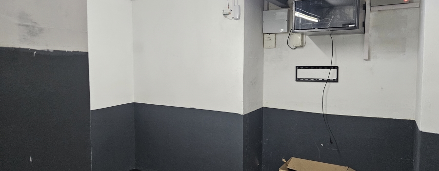 To Let Commercial Property for Rent in Witbank Ext 41 Mpumalanga