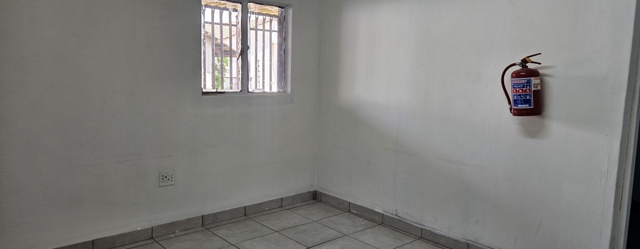 To Let Commercial Property for Rent in Witbank Ext 41 Mpumalanga