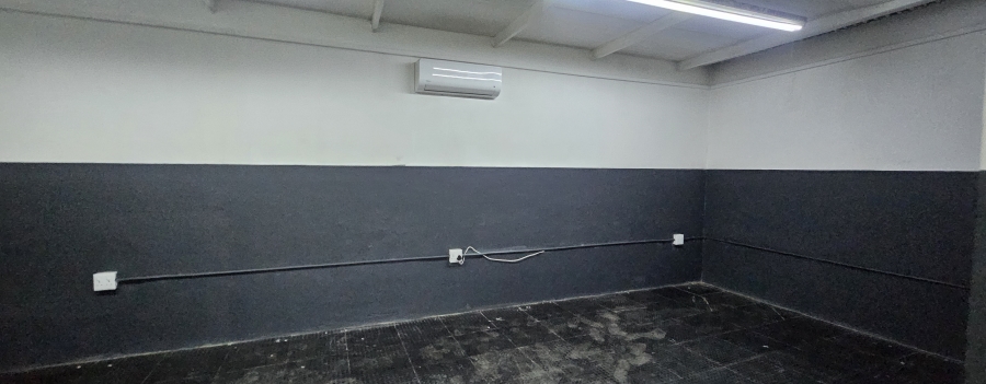 To Let Commercial Property for Rent in Witbank Ext 41 Mpumalanga