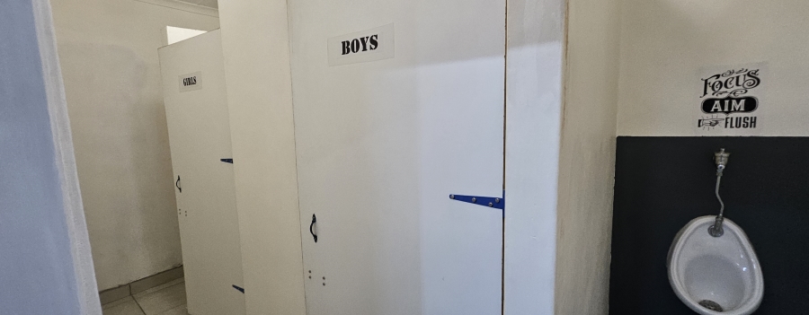 To Let Commercial Property for Rent in Witbank Ext 41 Mpumalanga