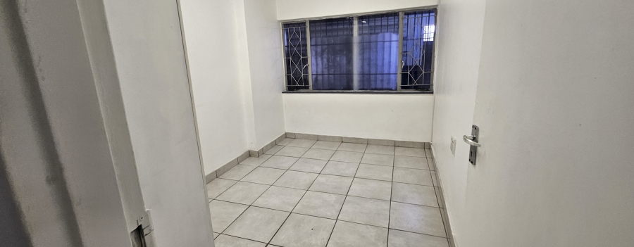 To Let Commercial Property for Rent in Witbank Ext 41 Mpumalanga