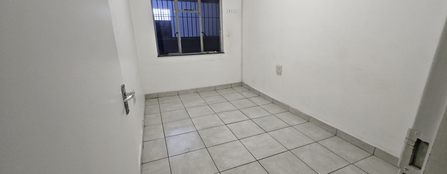 To Let Commercial Property for Rent in Witbank Ext 41 Mpumalanga