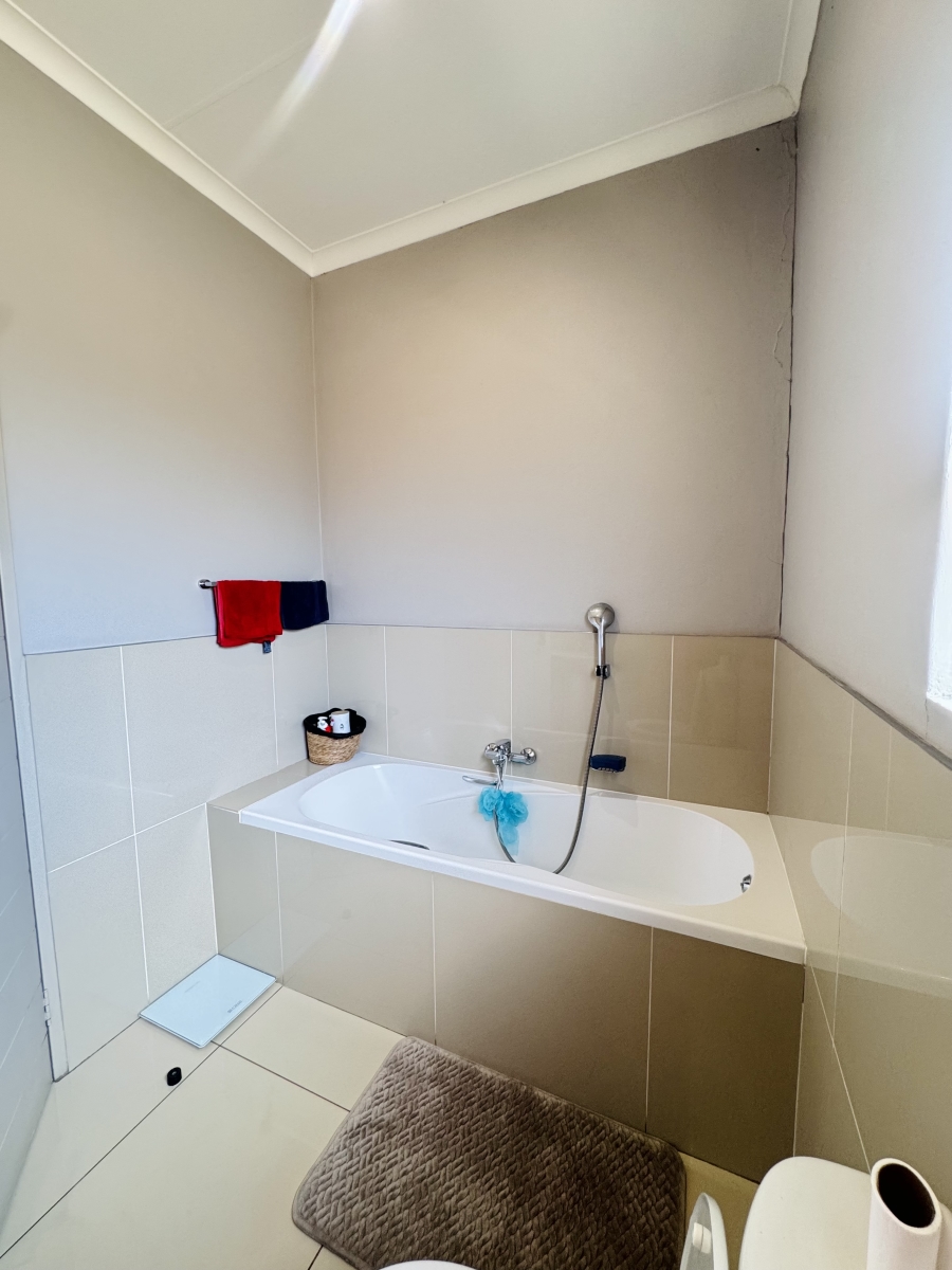 3 Bedroom Property for Sale in Witbank Ext 10 Mpumalanga