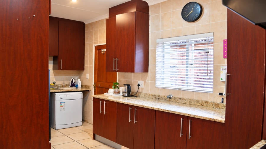 To Let 3 Bedroom Property for Rent in Sonheuwel Ext 1 Mpumalanga