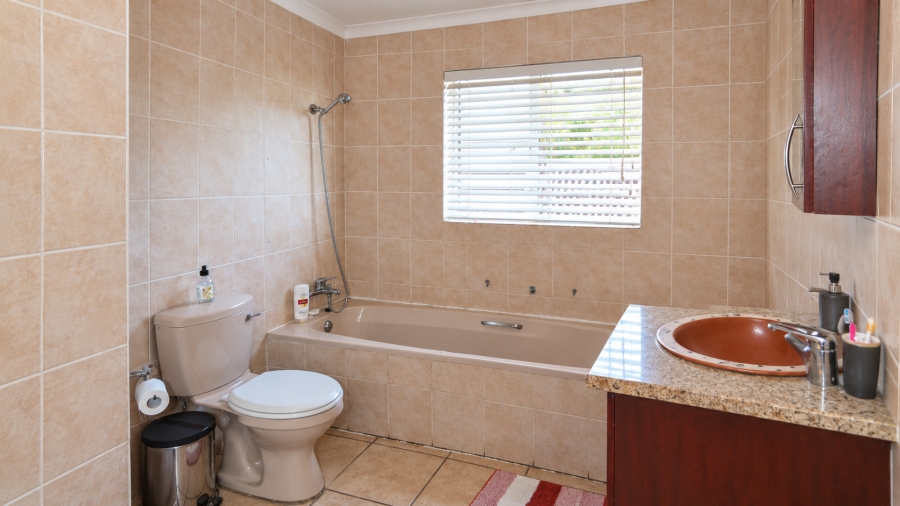 To Let 3 Bedroom Property for Rent in Sonheuwel Ext 1 Mpumalanga