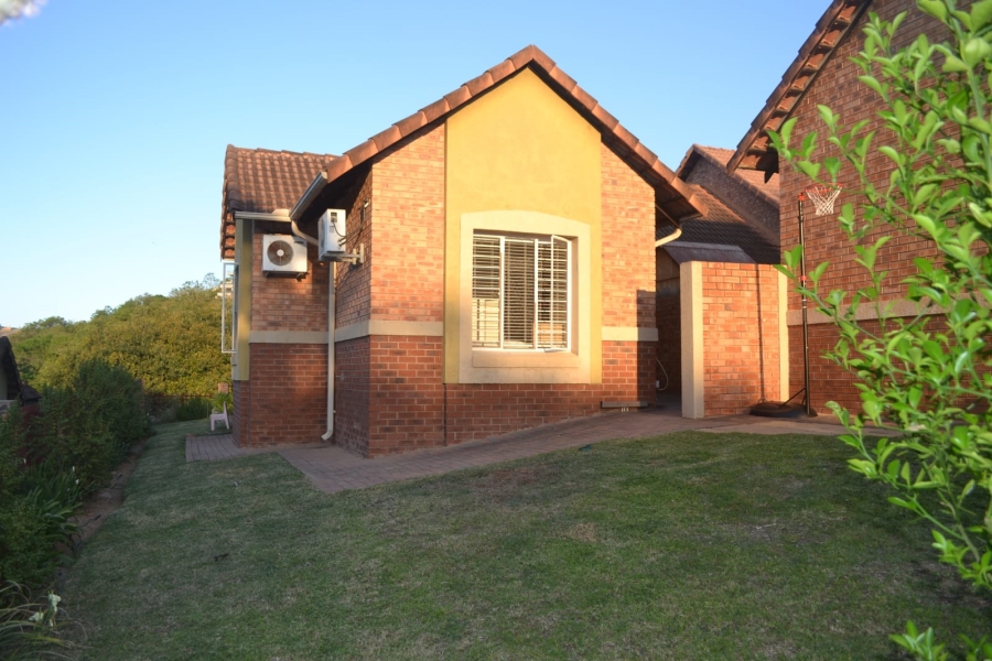 To Let 3 Bedroom Property for Rent in Sonheuwel Ext 1 Mpumalanga