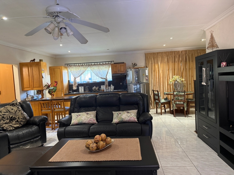 2 Bedroom Property for Sale in White River Ext 3 Mpumalanga