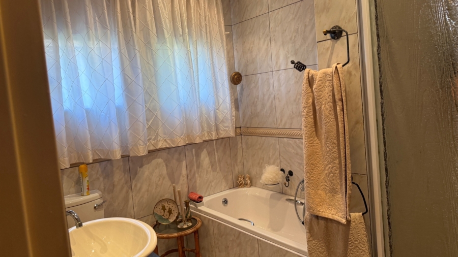 2 Bedroom Property for Sale in White River Ext 3 Mpumalanga