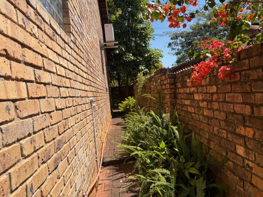 2 Bedroom Property for Sale in White River Ext 3 Mpumalanga
