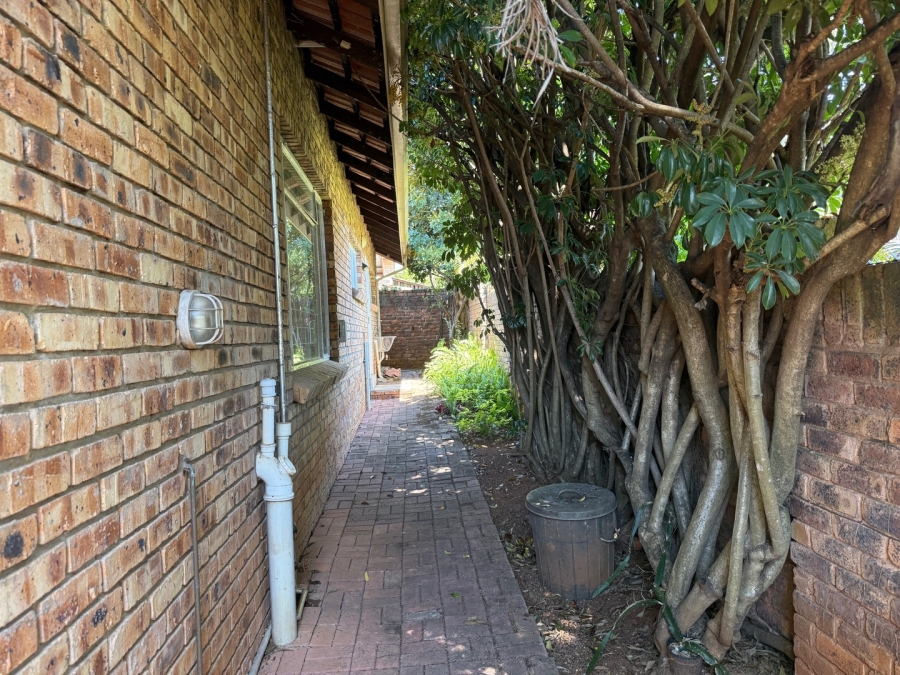 2 Bedroom Property for Sale in White River Ext 3 Mpumalanga