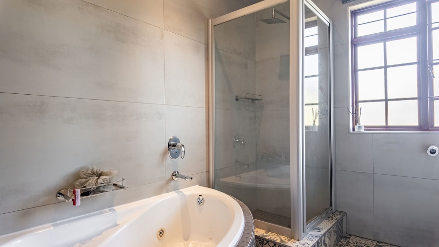 4 Bedroom Property for Sale in Nelspruit Ext 14 Mpumalanga