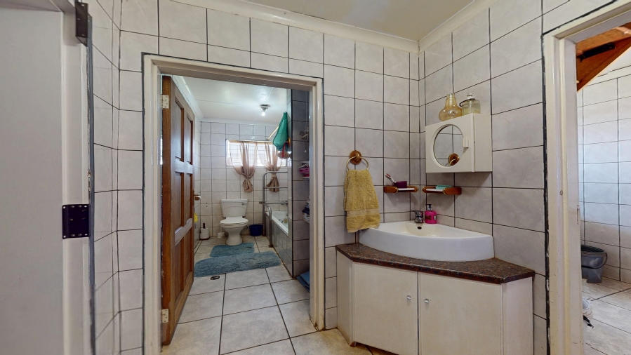 3 Bedroom Property for Sale in Modder East Orchards A H Mpumalanga