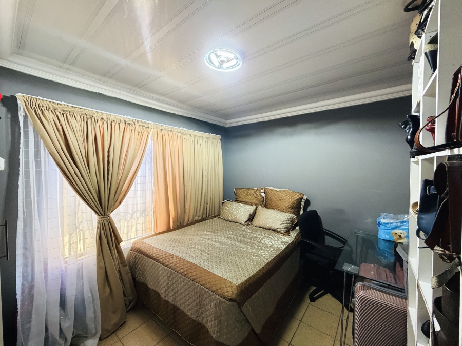 3 Bedroom Property for Sale in Hlalamandi Mpumalanga