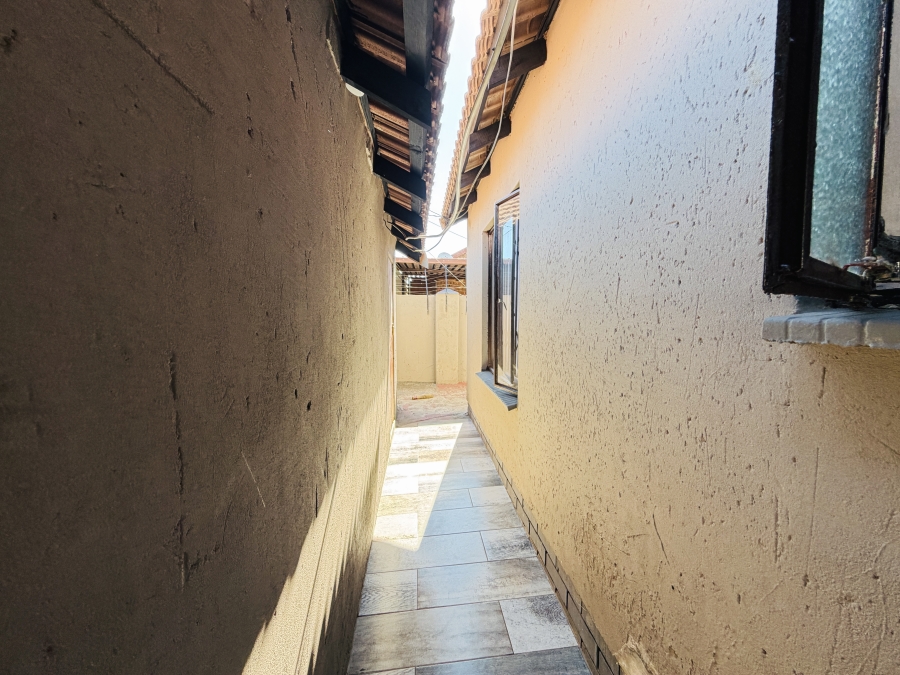 3 Bedroom Property for Sale in Hlalamandi Mpumalanga