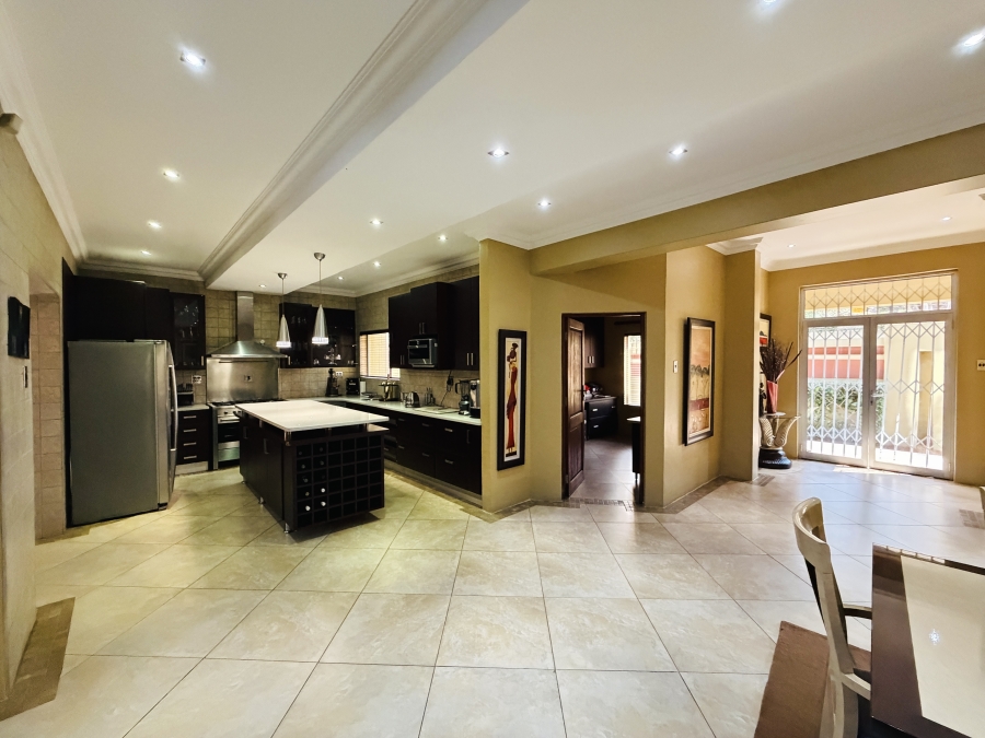 7 Bedroom Property for Sale in Aerorand Mpumalanga