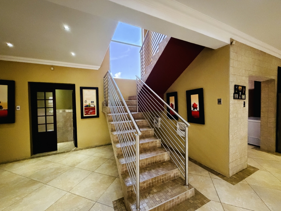 7 Bedroom Property for Sale in Aerorand Mpumalanga