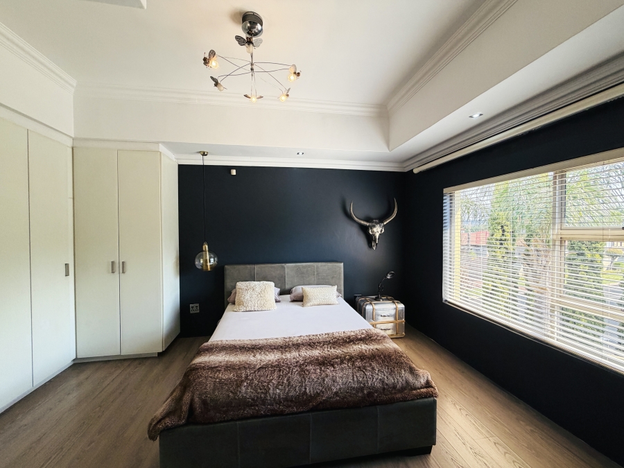 7 Bedroom Property for Sale in Aerorand Mpumalanga