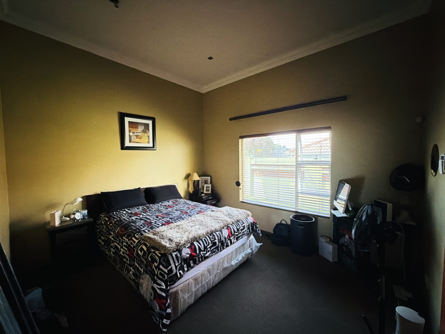 7 Bedroom Property for Sale in Aerorand Mpumalanga