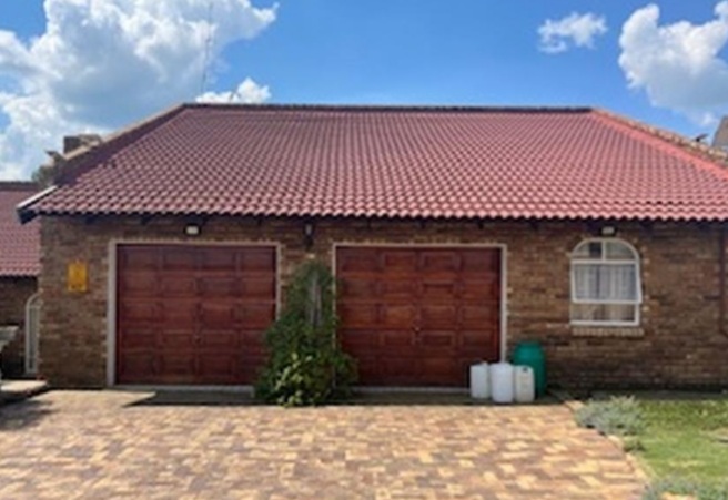 5 Bedroom Property for Sale in Kinross Mpumalanga