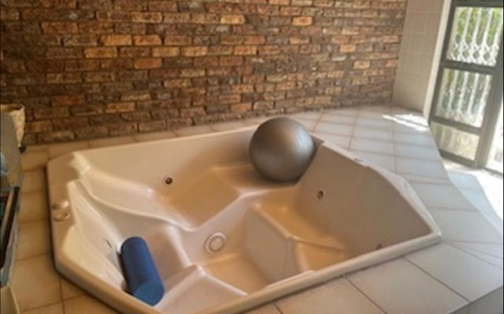 5 Bedroom Property for Sale in Kinross Mpumalanga