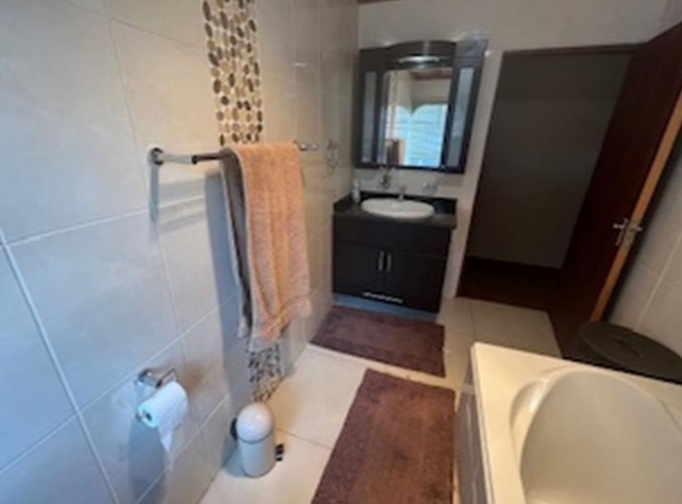 5 Bedroom Property for Sale in Kinross Mpumalanga