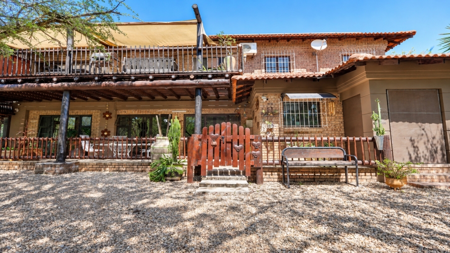 4 Bedroom Property for Sale in Marloth Park Mpumalanga