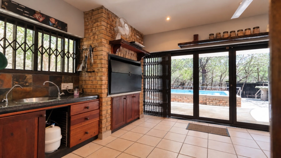 4 Bedroom Property for Sale in Marloth Park Mpumalanga